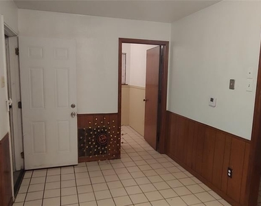 1420 Deborah Avenue - Photo Thumbnail 7