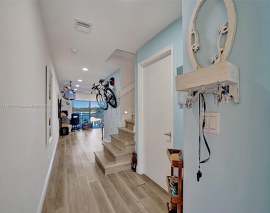 4212 N Ocean Dr - Photo Thumbnail 29