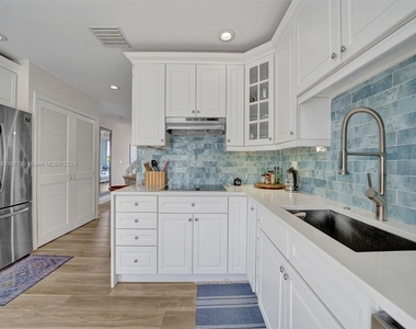 4212 N Ocean Dr - Photo Thumbnail 64