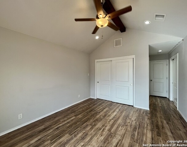 1218 Cedar Grove Trail - Photo Thumbnail 12