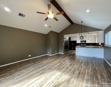 1218 Cedar Grove Trail - Photo Thumbnail 8