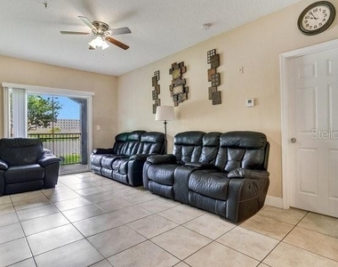 3702 Palm Desert Lane - Photo Thumbnail 2