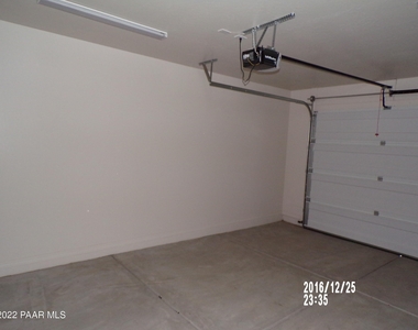 2924 N Yavapai Road - Photo Thumbnail 14