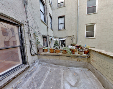 326 East 100th Street, Unit 2b - Photo Thumbnail 7