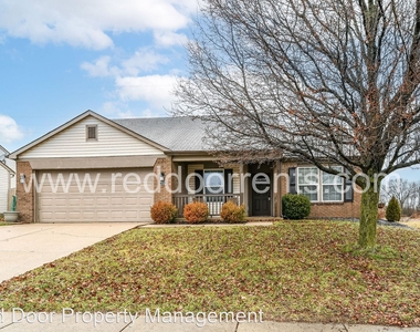 7104 Fields Dr - Photo Thumbnail 0