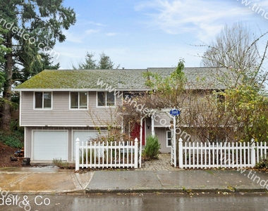 6985 Sw 184th Ave, - Photo Thumbnail 0