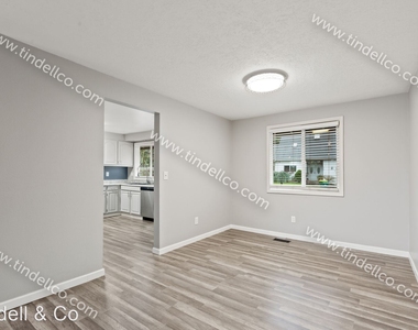 6985 Sw 184th Ave, - Photo Thumbnail 6