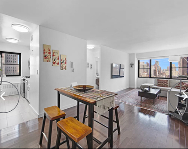 345 East 80th Street - Photo Thumbnail 0