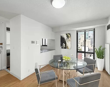 360 East 57th Street - Photo Thumbnail 1