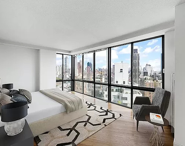 360 East 57th Street - Photo Thumbnail 3