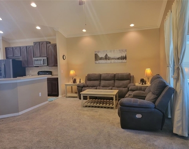 11204 Wembley Landing Drive - Photo Thumbnail 17