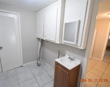 5151 Panorama Avenue - Photo Thumbnail 22