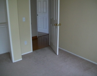 1554 Country Vista Lane - Photo Thumbnail 16