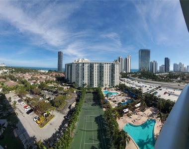 19380 Collins Ave - Photo Thumbnail 0