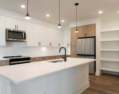 17727 Addison Road - Photo Thumbnail 60