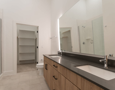 17727 Addison Road - Photo Thumbnail 52