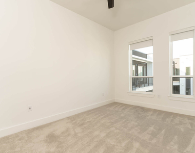 17727 Addison Road - Photo Thumbnail 78