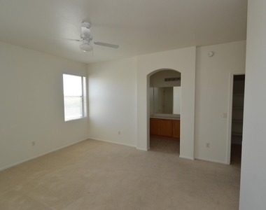 13596 E High Plains Ranch Street - Photo Thumbnail 6