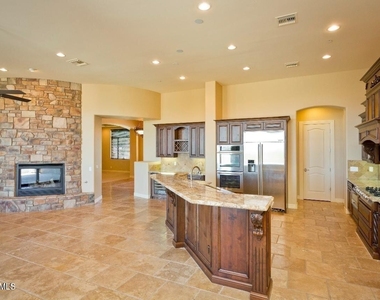 28427 N Rio Mountain Court - Photo Thumbnail 24