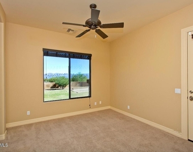 28427 N Rio Mountain Court - Photo Thumbnail 19