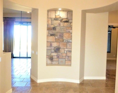 28427 N Rio Mountain Court - Photo Thumbnail 11