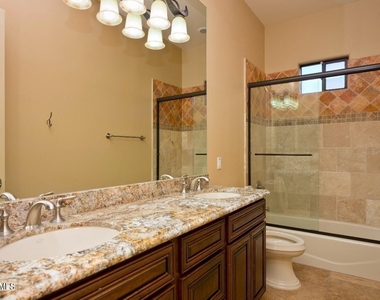 28427 N Rio Mountain Court - Photo Thumbnail 23