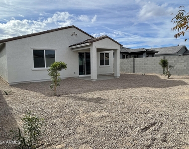 24620 W Mohave Street - Photo Thumbnail 22