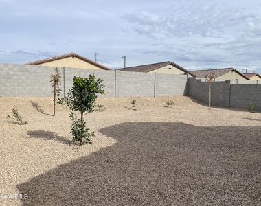 24620 W Mohave Street - Photo Thumbnail 24