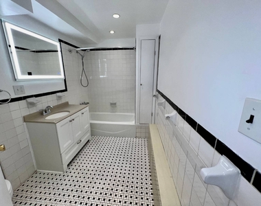 28 Cambridge Pl - Photo Thumbnail 2