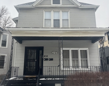 414 W Englewood Avenue - Photo Thumbnail 9