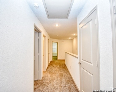 7507 Gramercy Way - Photo Thumbnail 31