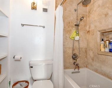 1750 E Ocean Boulevard - Photo Thumbnail 19