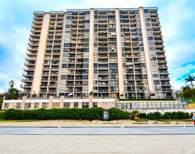 1750 E Ocean Boulevard - Photo Thumbnail 24