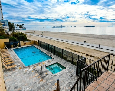 1750 E Ocean Boulevard - Photo Thumbnail 20