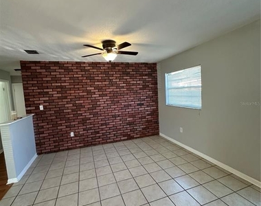 496 Citadel Drive - Photo Thumbnail 5