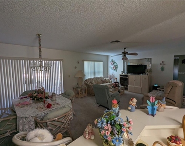 7924 Hardwick Drive - Photo Thumbnail 5