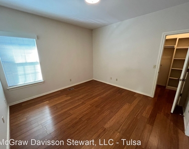 9146 S Florence Pl - Photo Thumbnail 14