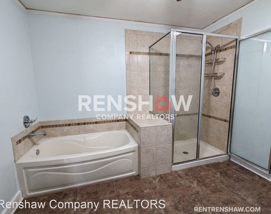 3781 Kenwood - Photo Thumbnail 14