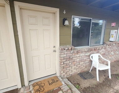 1133 Bonanza Ave - Photo Thumbnail 4