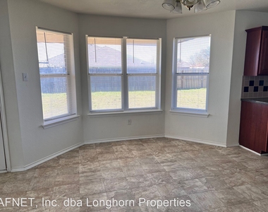 5301 Mesa Dr. - Photo Thumbnail 6