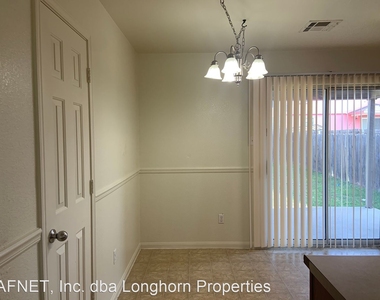 3301 Neel Court - Photo Thumbnail 6