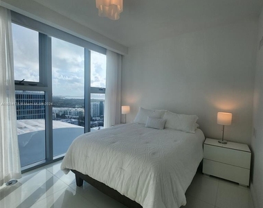 6899 Collins Ave - Photo Thumbnail 34