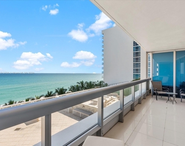 6899 Collins Ave - Photo Thumbnail 27