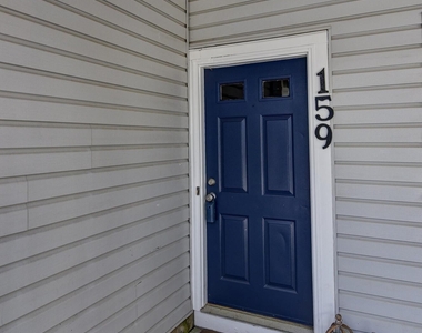 159 Tulip Lane - Photo Thumbnail 2