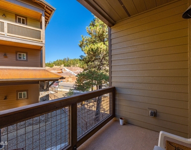 1650 E Ponderosa Parkway - Photo Thumbnail 7