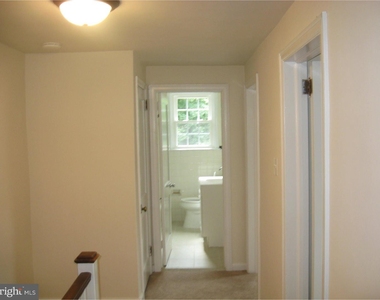 834 Conestoga Rd - Photo Thumbnail 10