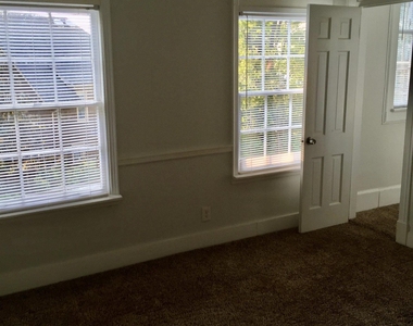 1412 Smolian Place - Photo Thumbnail 3