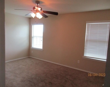 1408 Meadow Creek Drive - Photo Thumbnail 6