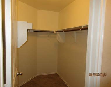 1408 Meadow Creek Drive - Photo Thumbnail 9