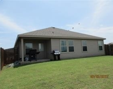 1408 Meadow Creek Drive - Photo Thumbnail 13